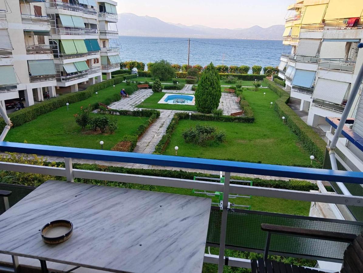 Apartment With Sea View Oropos Bagian luar foto