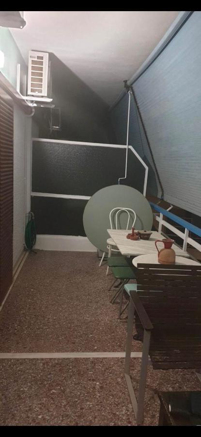 Apartment With Sea View Oropos Bagian luar foto
